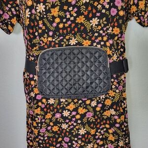 Hip Bag with Elastic Band and Clip